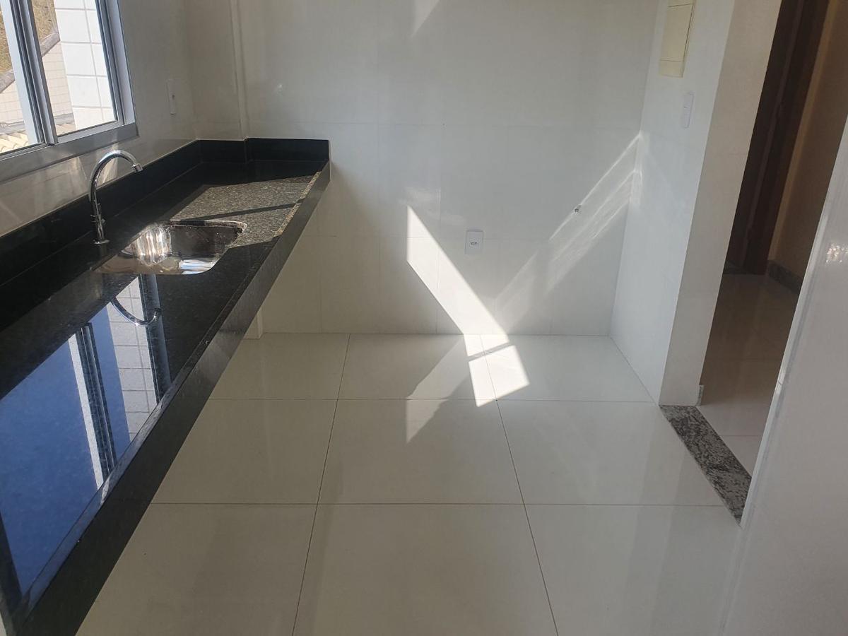 Apartamento, Sagrada Família, 3 Quartos, 2 Vagas, 1 Suíte