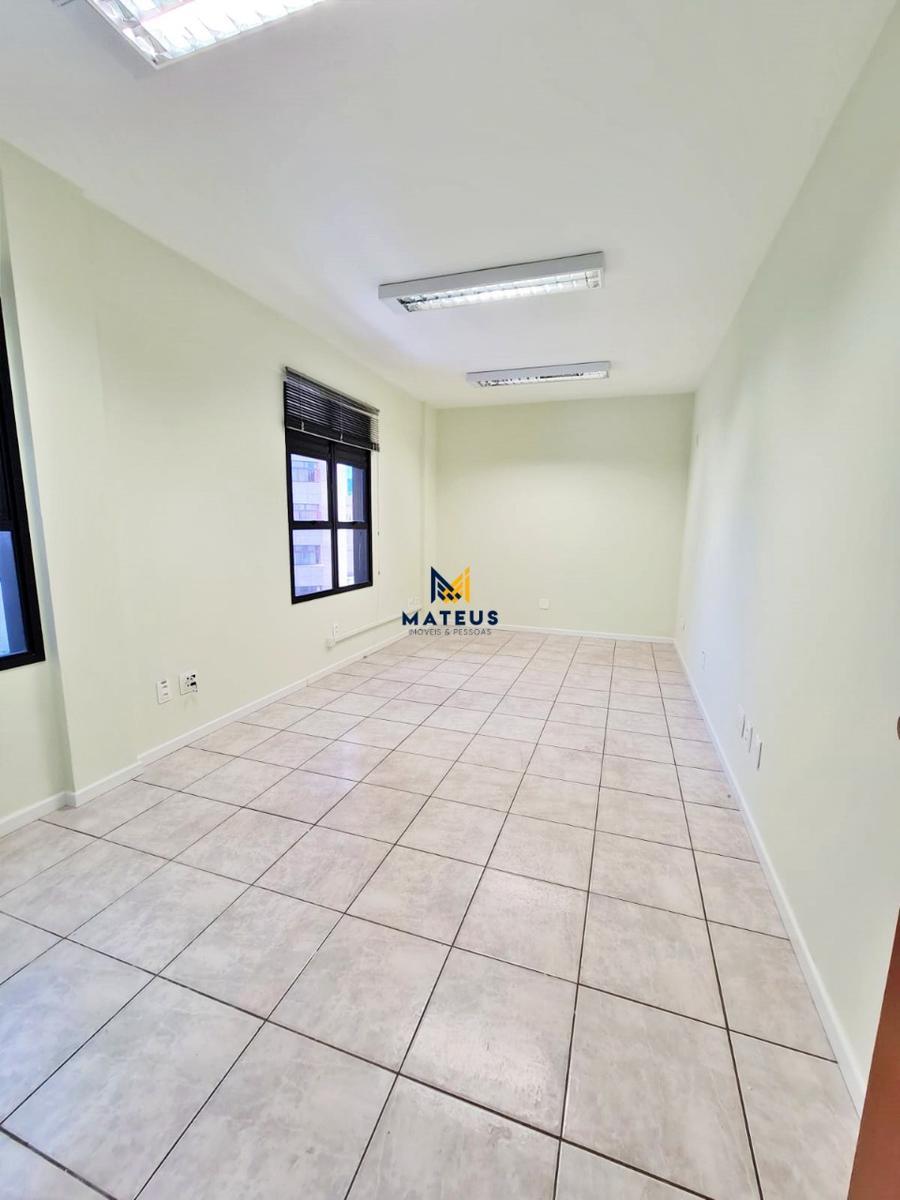 Sala, Barro Preto, 0 Quarto, 0 Vaga