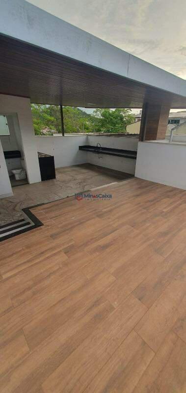 Casa, Quitandinha, 4 Quartos, 2 Vagas, 1 Suíte