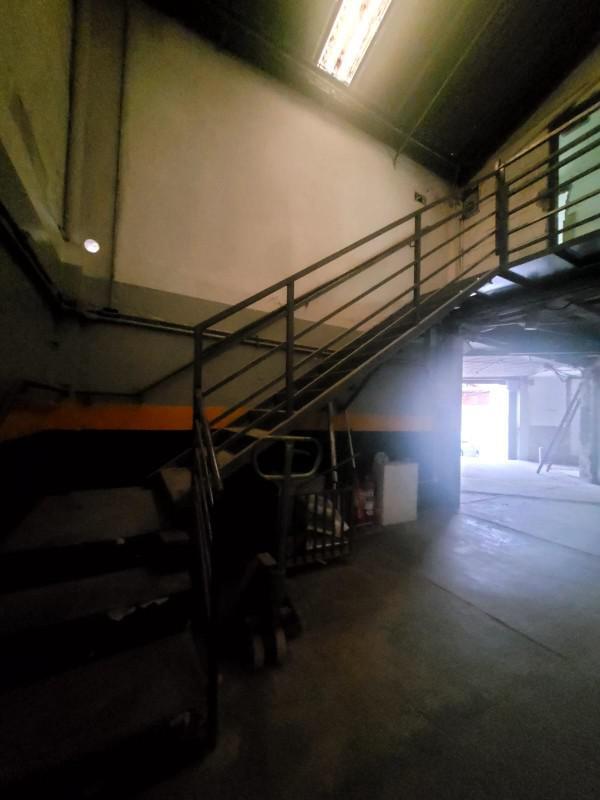Galpão, Prado, 0 Quarto, 9 Vagas