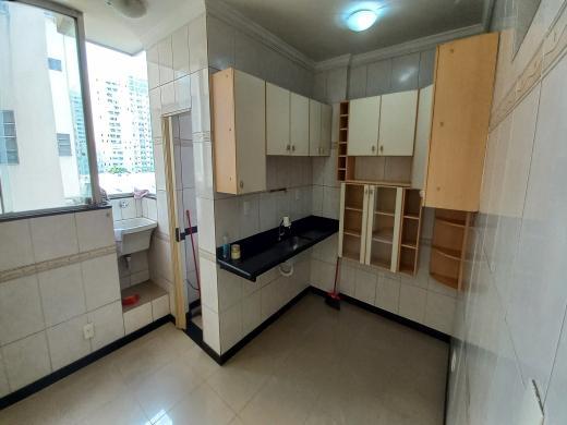Apartamento, Centro, 2 Quartos, 0 Vaga, 1 Suíte