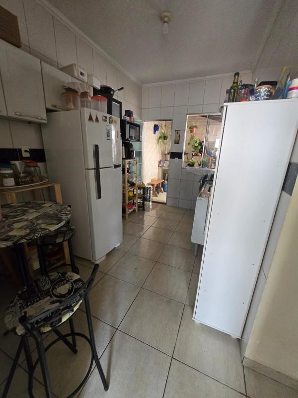 Casa, Ressaca, 2 Quartos, 1 Vaga