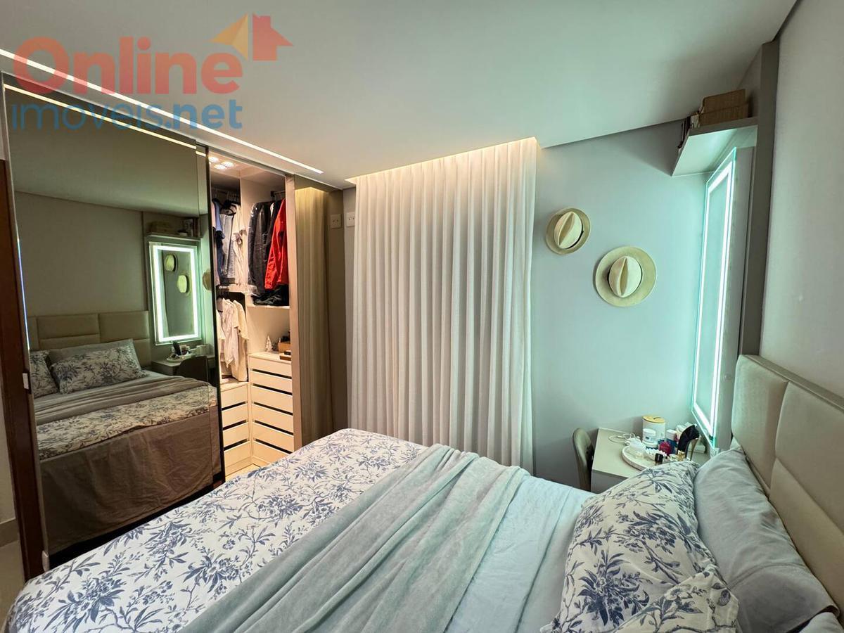 Apartamento, Castelo, 3 Quartos, 0 Vaga, 1 Suíte