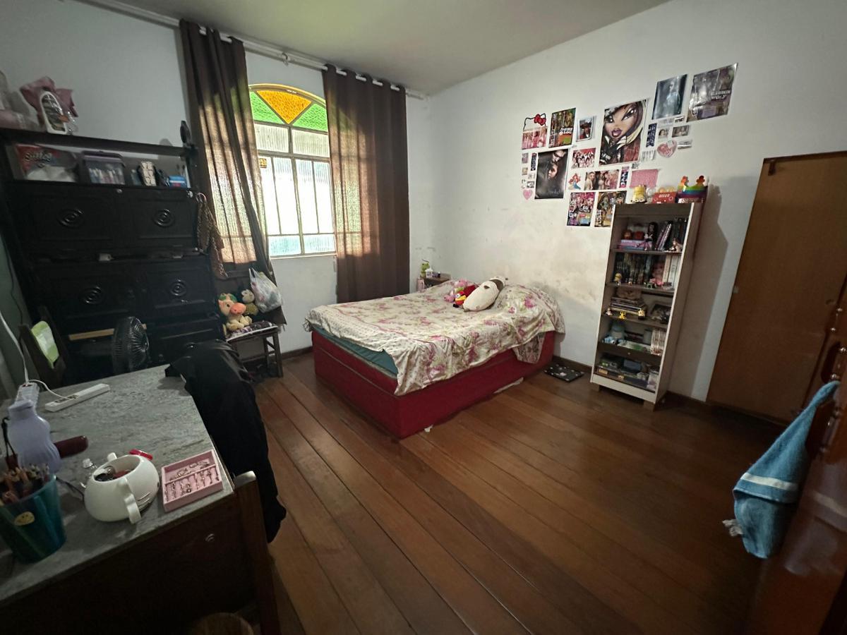 Casa, Santa Rosa, 4 Quartos, 8 Vagas, 2 Suítes