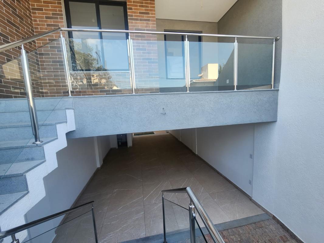 Casa, Cabral, 3 Quartos, 4 Vagas, 1 Suíte