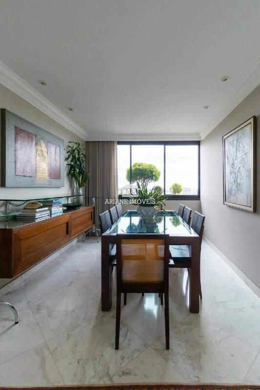Apartamento, Funcionários, 4 Quartos, 4 Vagas, 2 Suítes