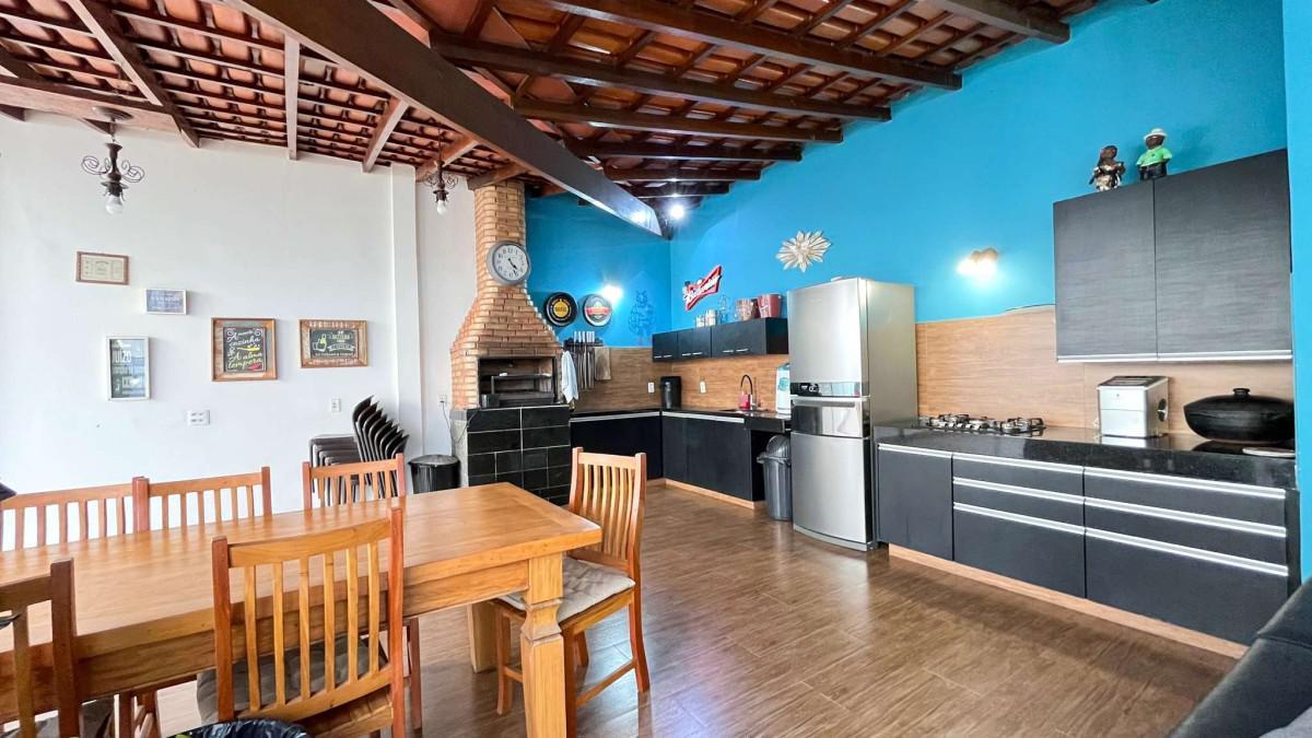 Casa, Castelo, 5 Quartos, 3 Vagas, 1 Suíte