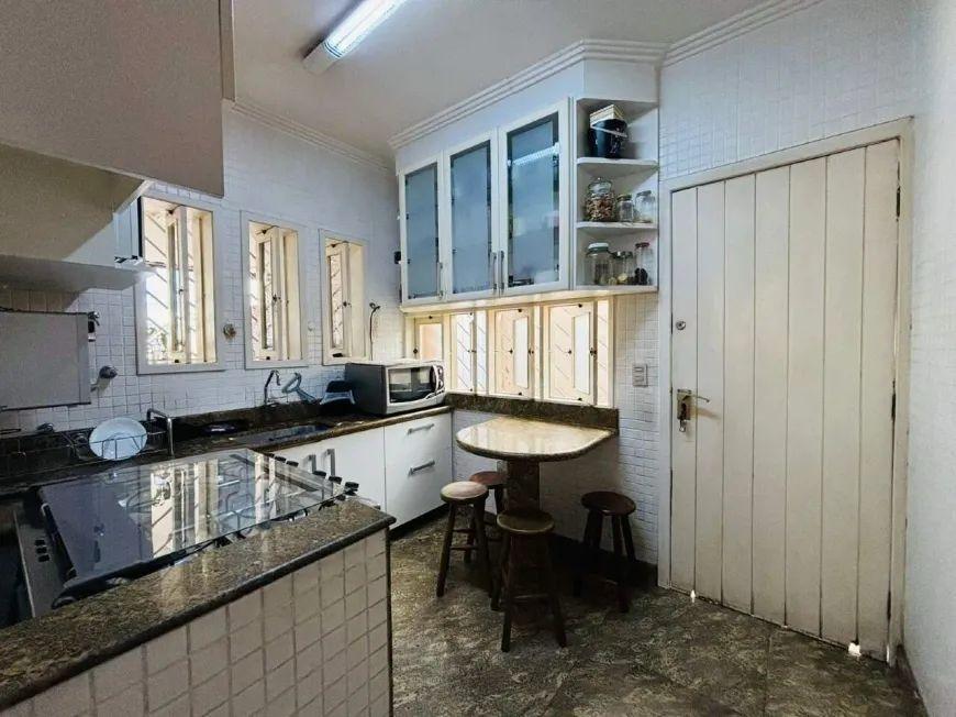 Casa, São José, 3 Quartos, 5 Vagas, 1 Suíte