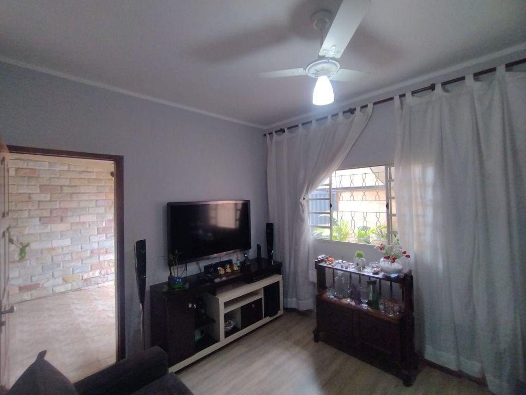 Casa, Esplanada, 5 Quartos, 0 Vaga
