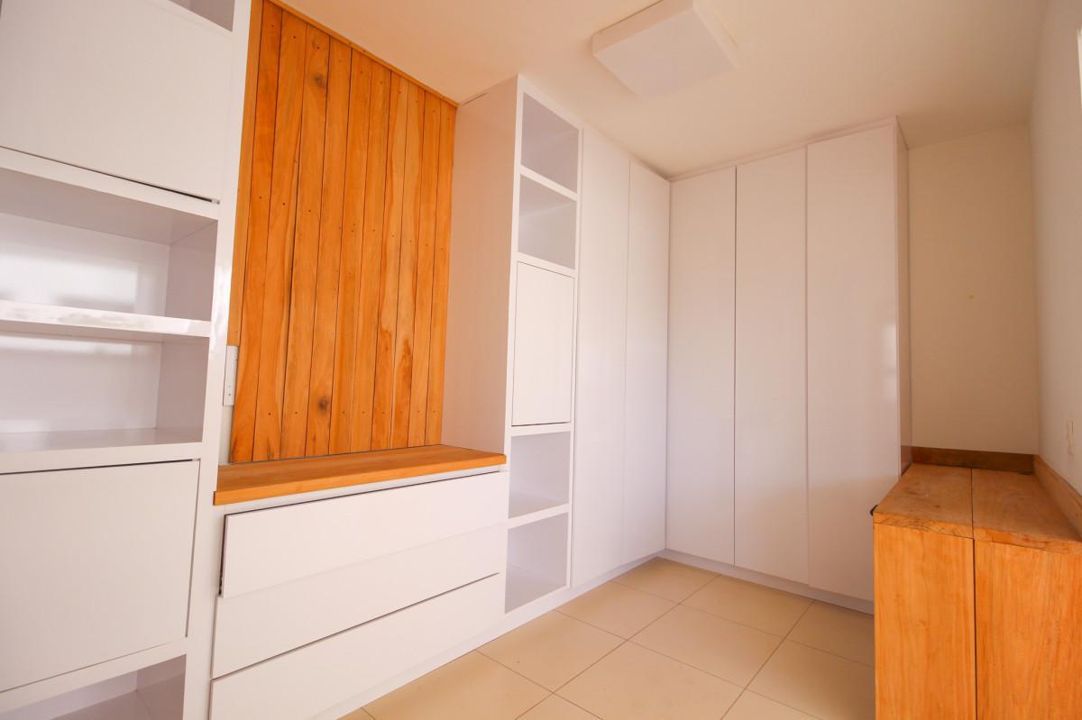 Casa, Sion, 2 Quartos, 2 Vagas, 1 Suíte
