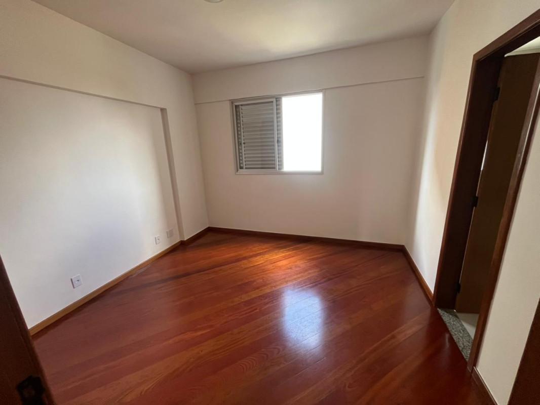 Apartamento, Funcionários, 3 Quartos, 2 Vagas, 1 Suíte