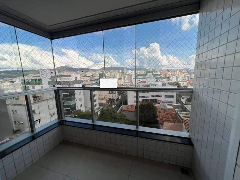 Apartamento, Sagrada Família, 3 Quartos, 2 Vagas, 1 Suíte