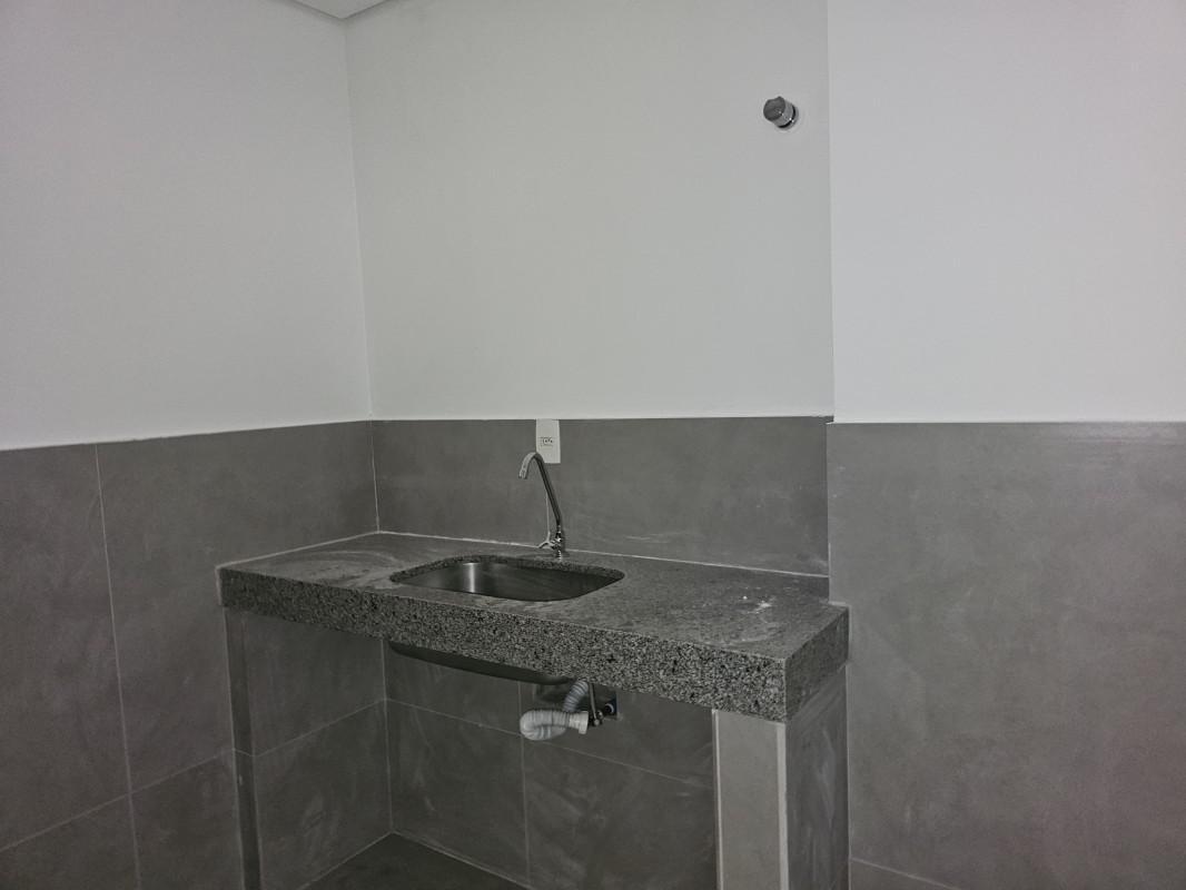 Andar, Savassi, 0 Quarto, 4 Vagas