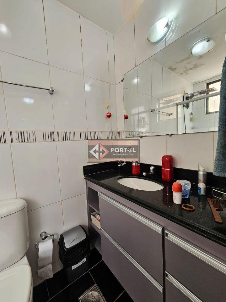 Apartamento, Estoril, 3 Quartos, 1 Vaga, 1 Suíte