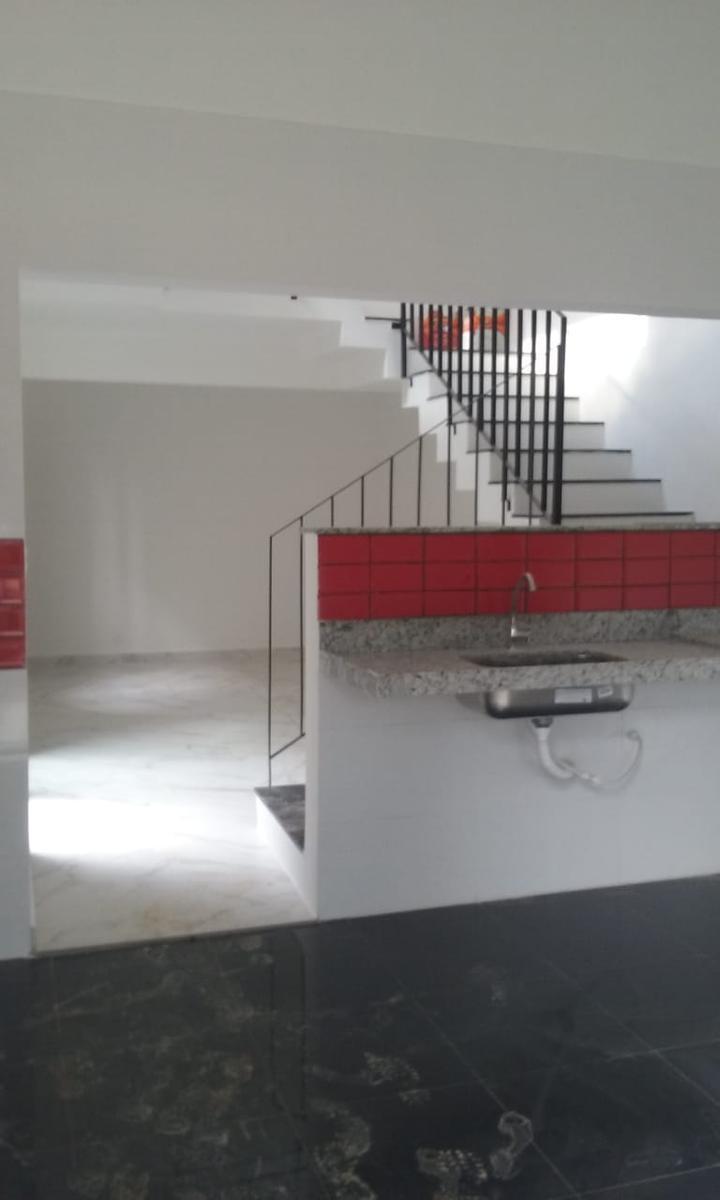 Casa, Álvaro Camargos, 3 Quartos, 2 Vagas, 1 Suíte