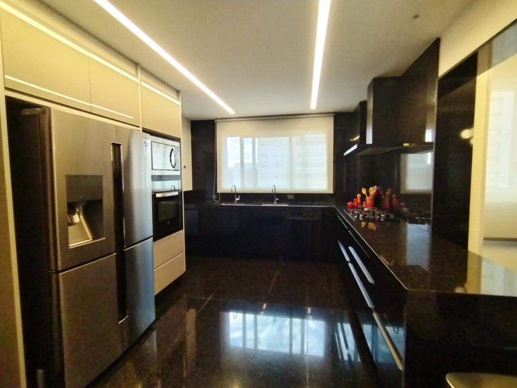 Apartamento, Vila da Serra, 4 Quartos, 5 Vagas, 2 Suítes
