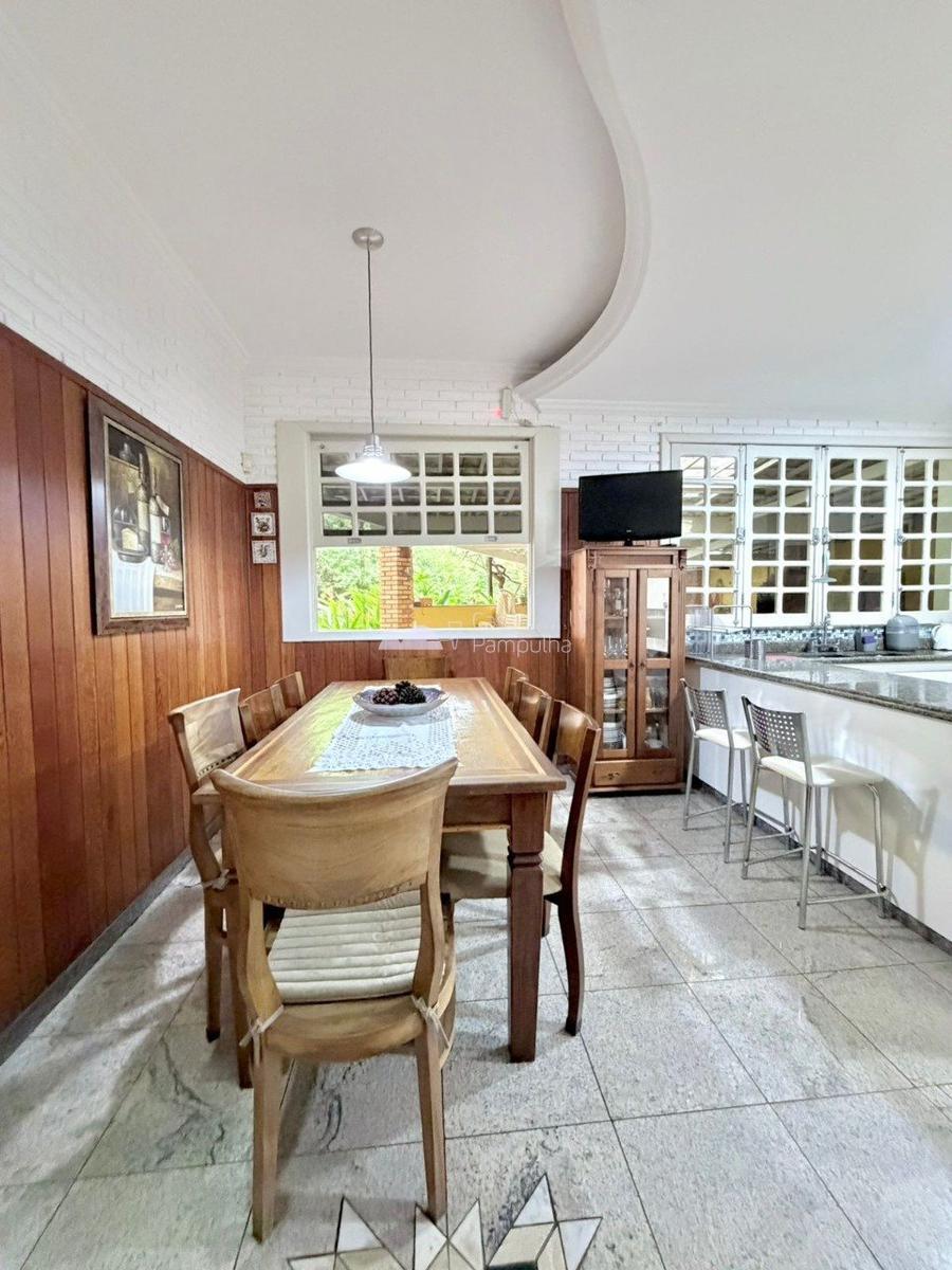 Casa, São Luiz (pampulha), 6 Quartos, 9 Vagas, 2 Suítes