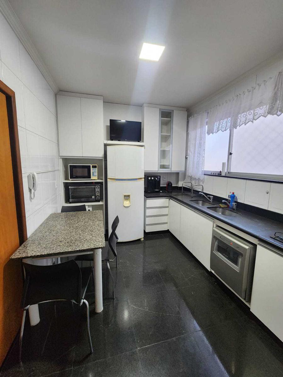 Apartamento, Jaraguá, 5 Quartos, 4 Vagas, 1 Suíte