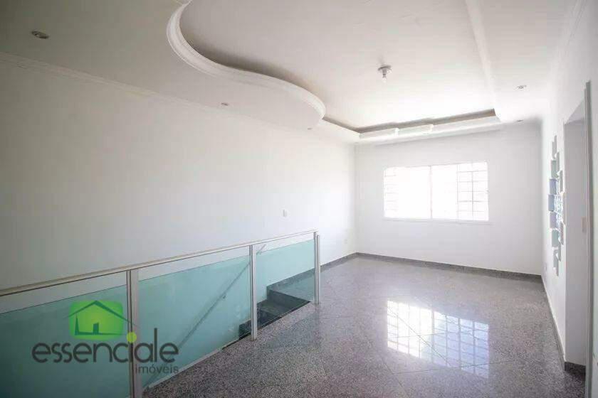 Casa, Europa, 3 Quartos, 6 Vagas, 1 Suíte