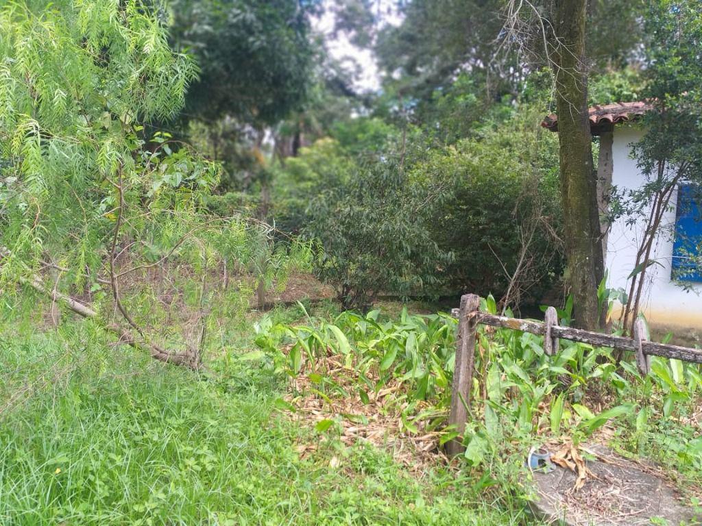 Fazenda, Ravena, 3 Quartos, 10 Vagas, 1 Suíte