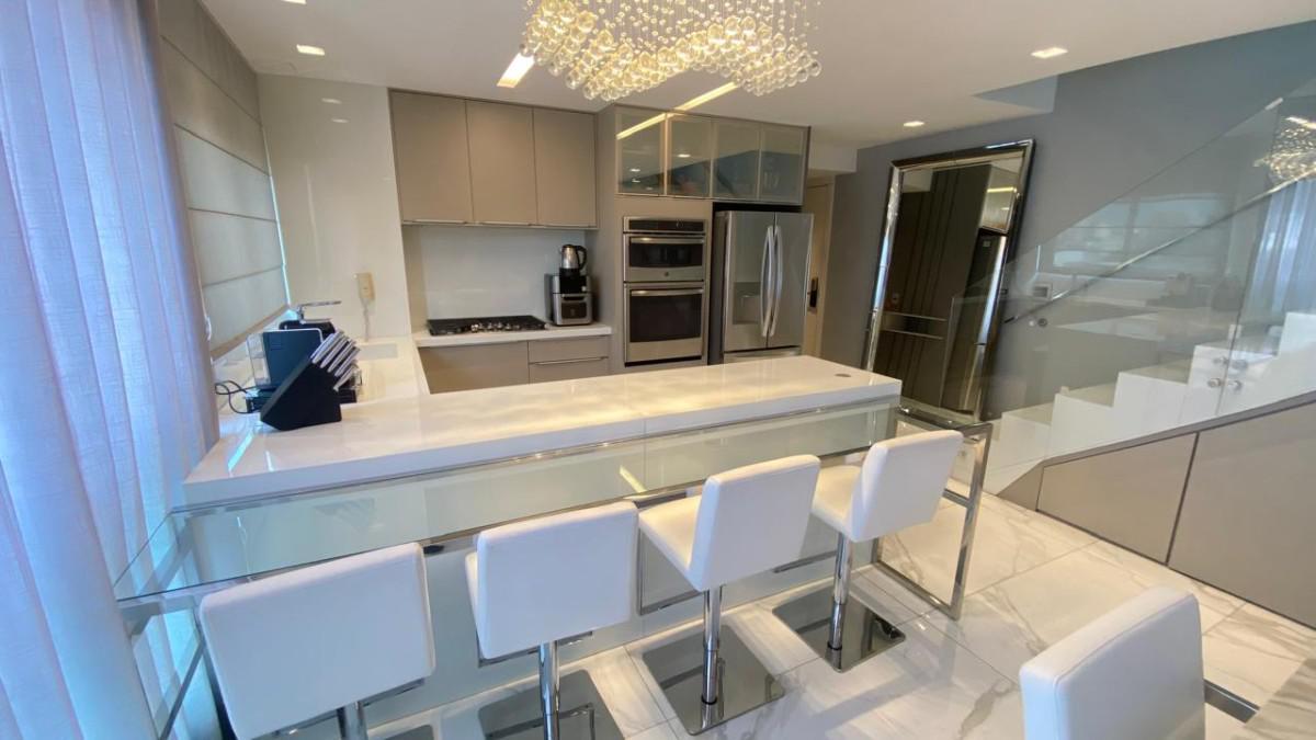 Cobertura, Lourdes, 2 Quartos, 3 Vagas, 1 Suíte