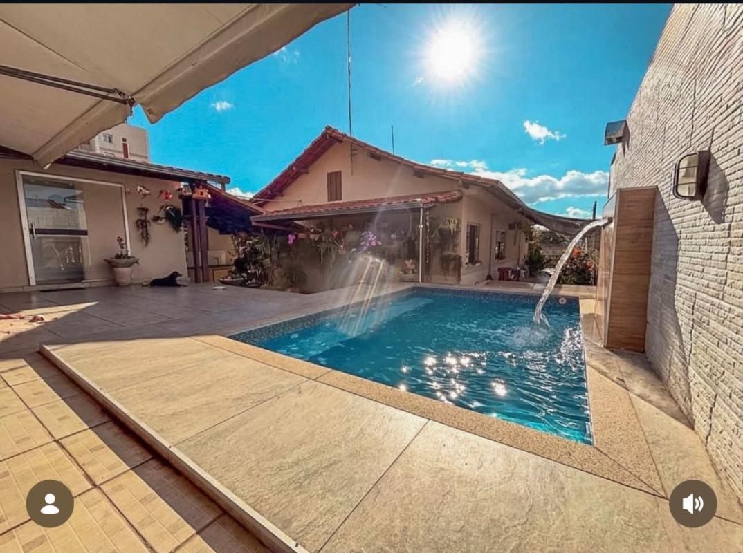 Casa, Santa Terezinha, 3 Quartos, 1 Vaga, 1 Suíte