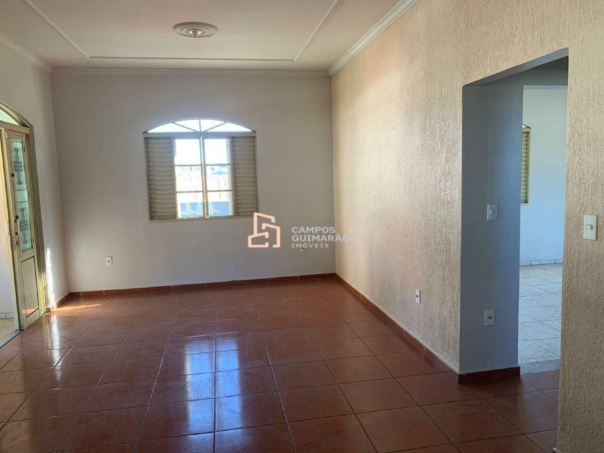 Casa, Das Industrias I (barreiro), 3 Quartos, 1 Vaga, 1 Suíte
