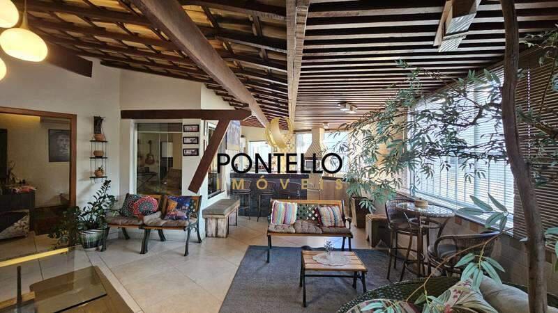 Cobertura, Santa Rosa, 4 Quartos, 2 Vagas, 2 Suítes