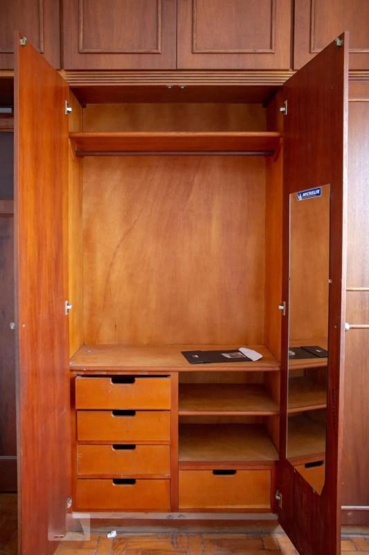 Apartamento, Centro, 3 Quartos, 0 Vaga, 2 Suítes