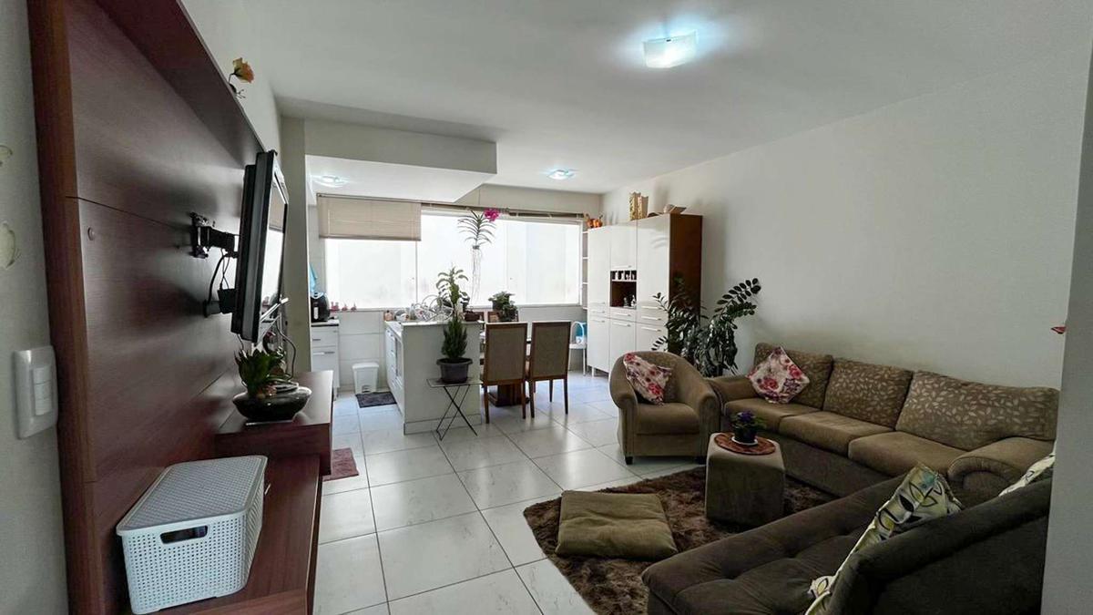 Casa, Santa Efigênia, 3 Quartos, 2 Vagas, 2 Suítes