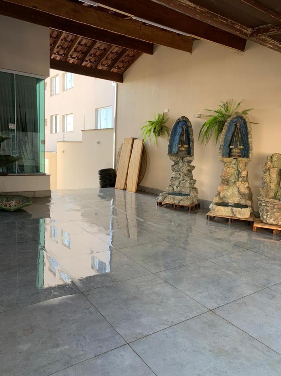Casa, Santa Luiza, 2 Quartos, 3 Vagas