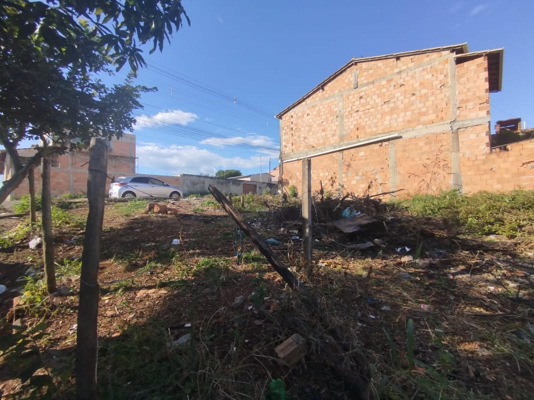 Lote, Rosimeire (justinópolis), 0 Quarto, 0 Vaga