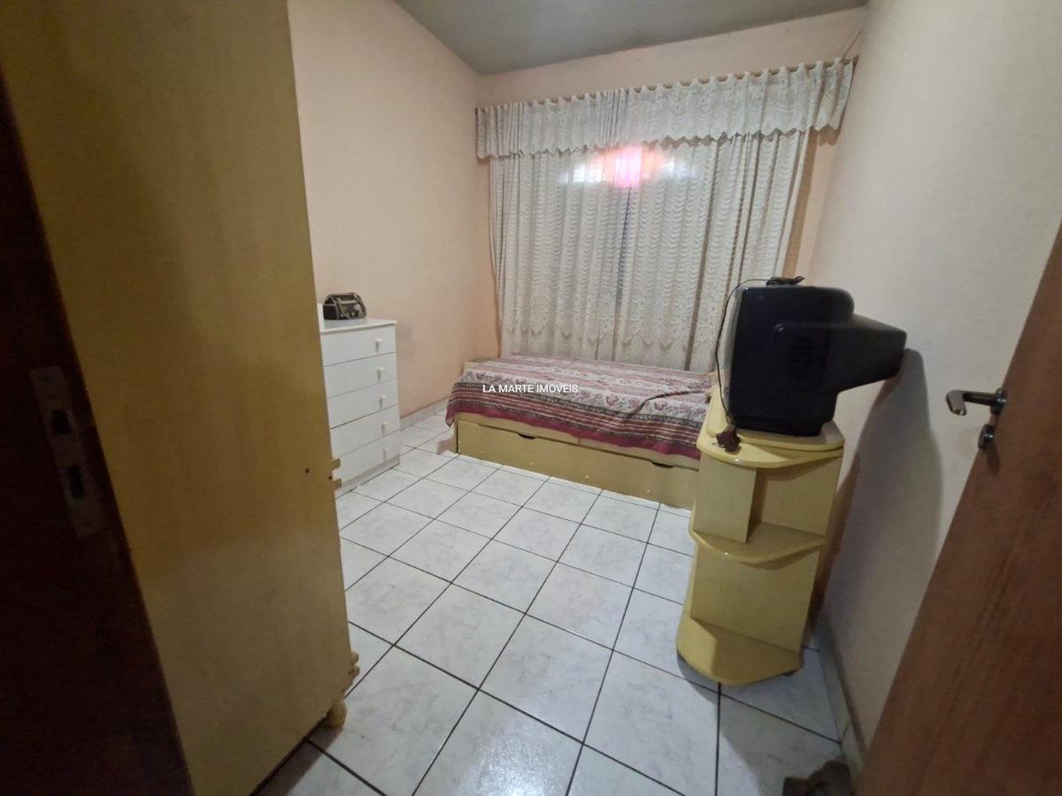 Casa, Amazonas, 3 Quartos, 5 Vagas, 1 Suíte