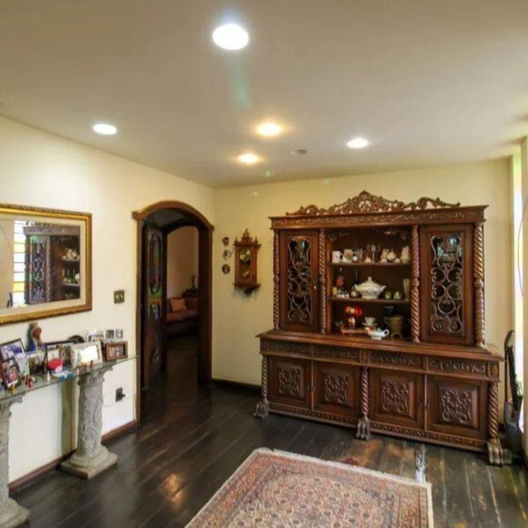 Casa, Calafate, 5 Quartos, 4 Vagas, 2 Suítes