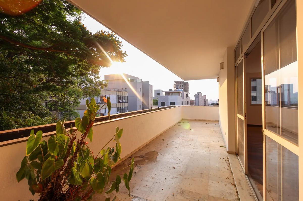 Cobertura, Anchieta, 5 Quartos, 2 Vagas, 3 Suítes