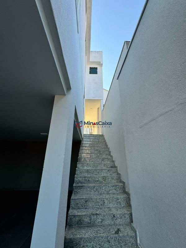 Casa, Vila Celeste, 3 Quartos, 2 Vagas, 1 Suíte