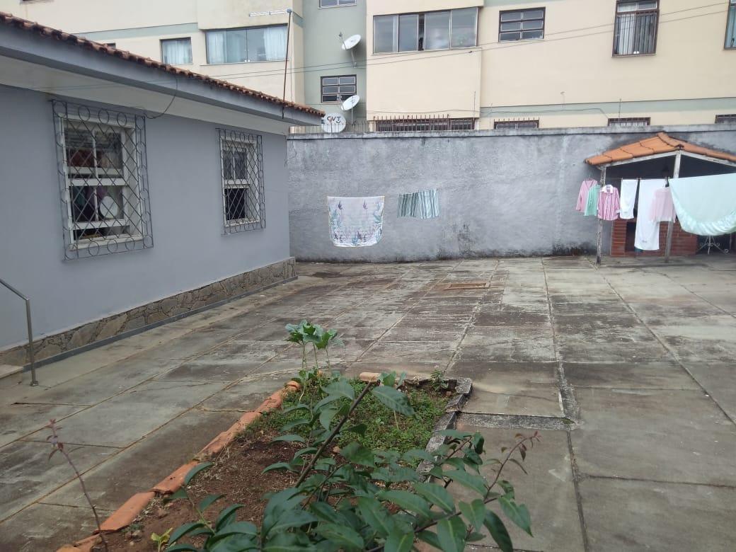 Casa, Prado, 4 Quartos, 2 Vagas, 1 Suíte