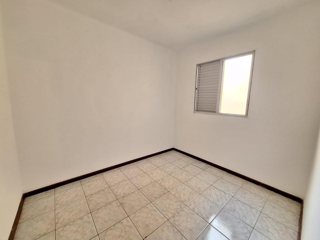 Apartamento, Sagrada Família, 2 Quartos, 1 Vaga, 1 Suíte