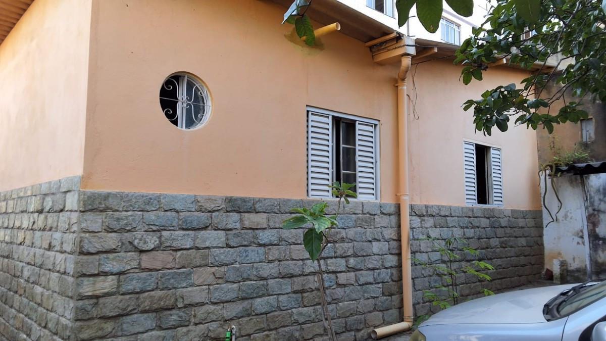 Casa, Padre Eustáquio, 2 Quartos, 10 Vagas, 1 Suíte