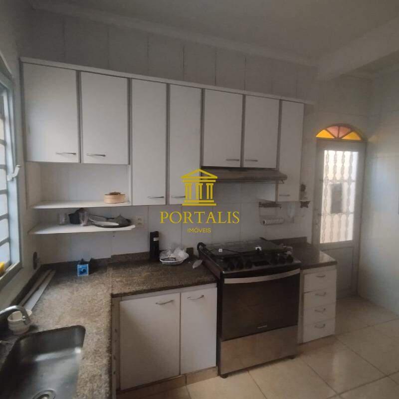 Casa, São João Batista (venda Nova), 5 Quartos, 10 Vagas, 2 Suítes