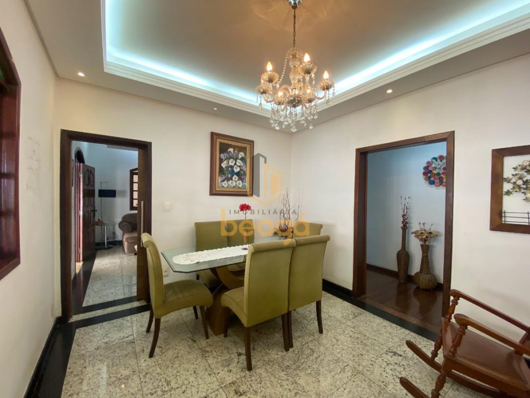 Casa, Parque Xangri-lá, 4 Quartos, 4 Vagas, 2 Suítes