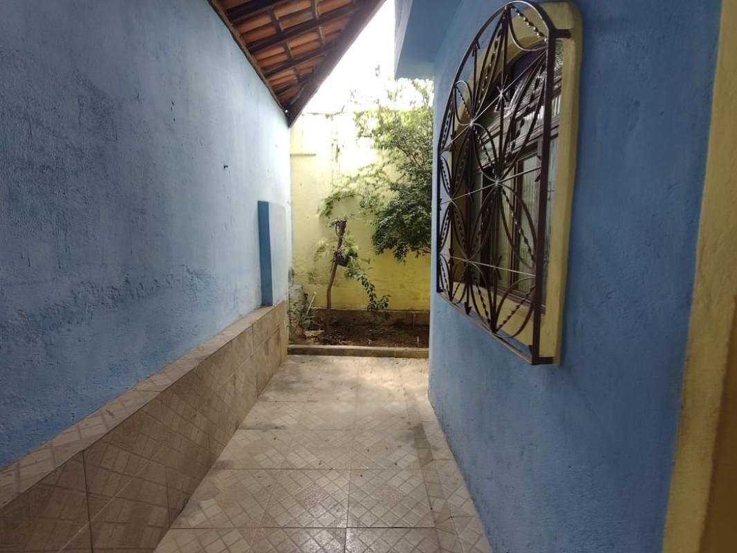 Casa, Lagoa, 3 Quartos, 3 Vagas, 1 Suíte