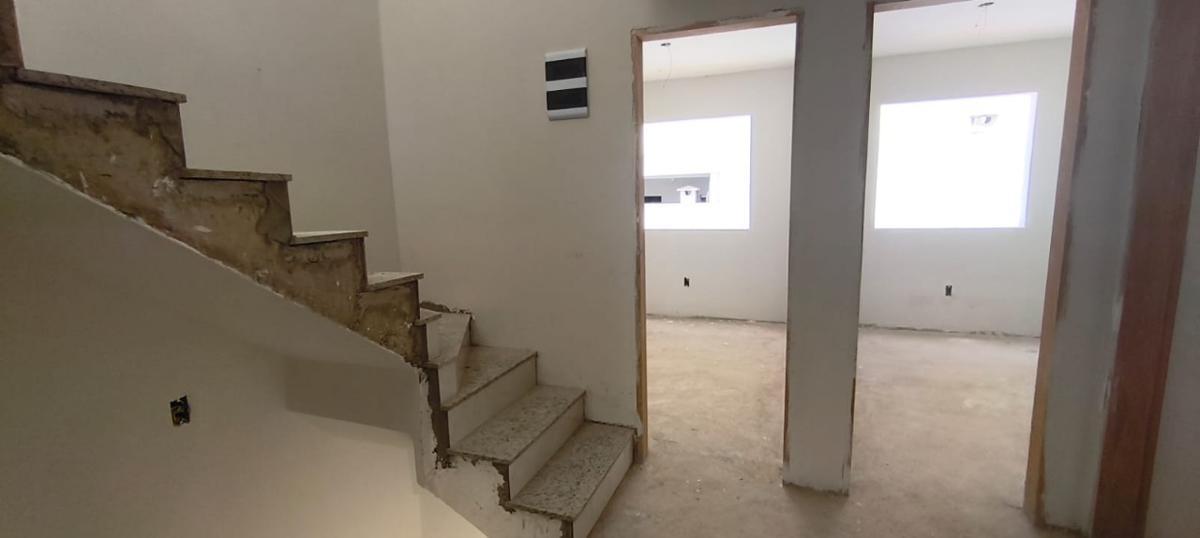 Casa, Santa Mônica, 3 Quartos, 2 Vagas, 1 Suíte