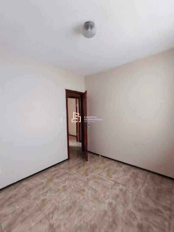 Casa, Barreiro, 2 Quartos, 1 Vaga, 1 Suíte