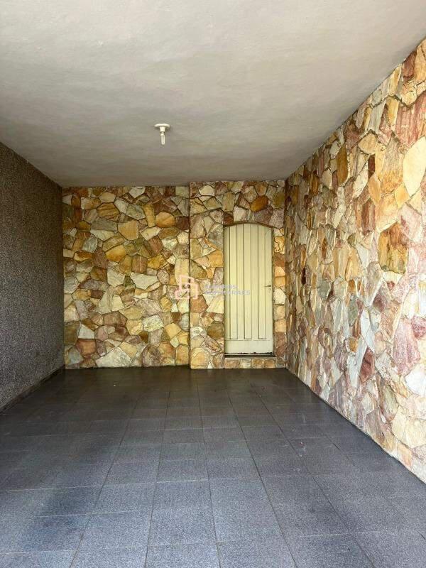 Casa, Coqueiros, 4 Quartos, 5 Vagas, 1 Suíte