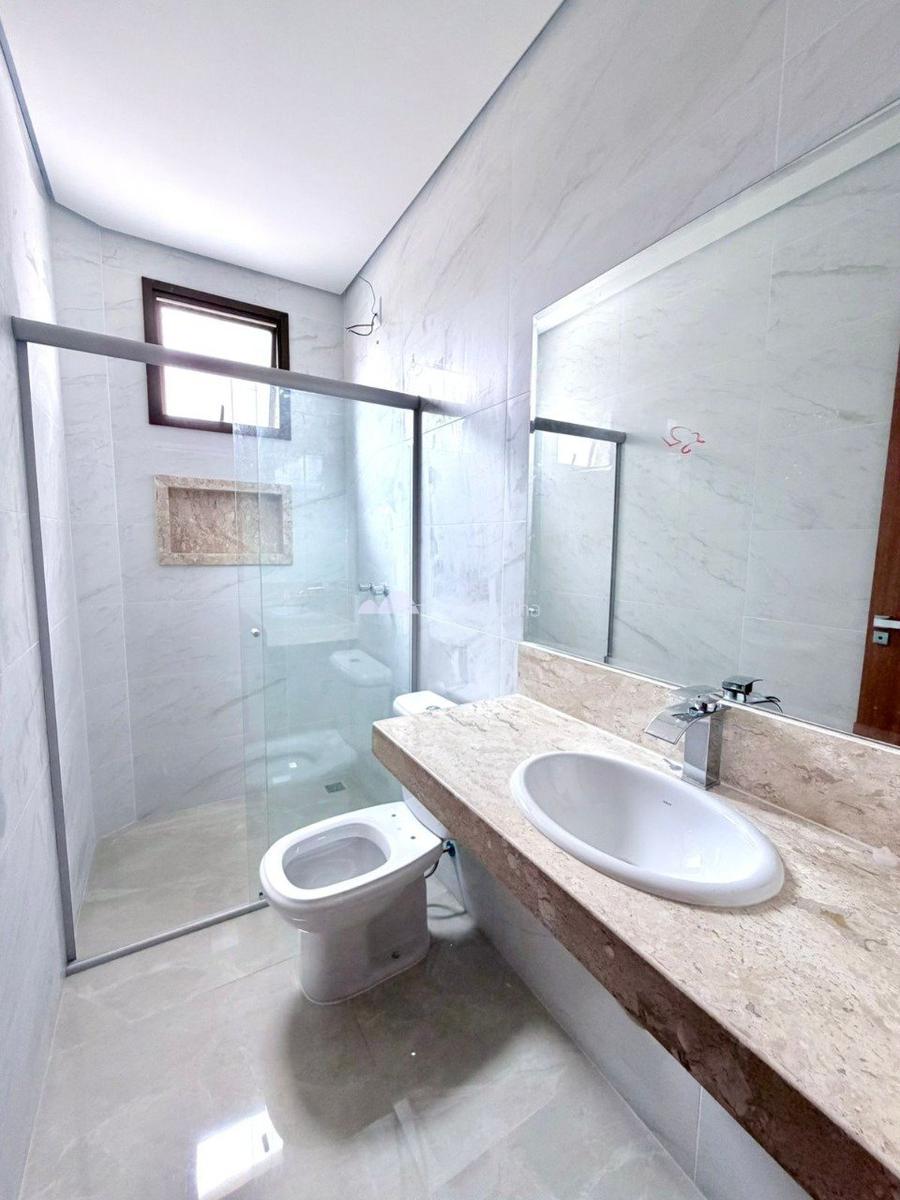 Casa, Trevo, 3 Quartos, 2 Vagas, 1 Suíte