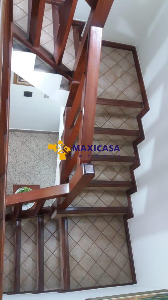 Casa, Caiçaras, 4 Quartos, 3 Vagas, 1 Suíte