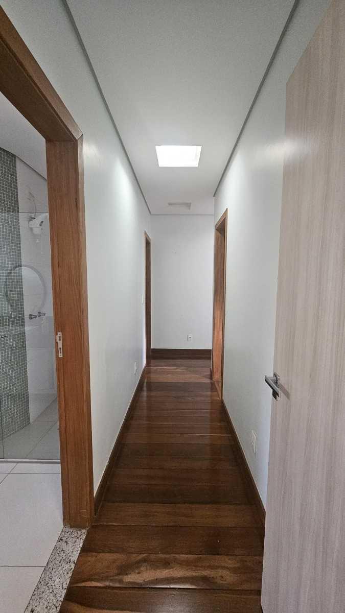 Casa, Nova Floresta, 5 Quartos, 4 Vagas, 2 Suítes