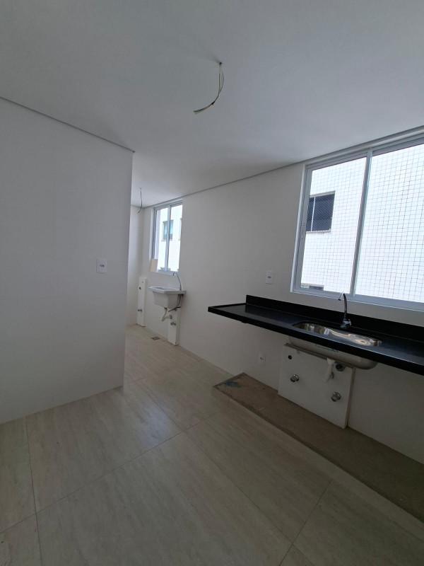 Cobertura, Santa Cruz (barreiro), 3 Quartos, 2 Vagas, 1 Suíte