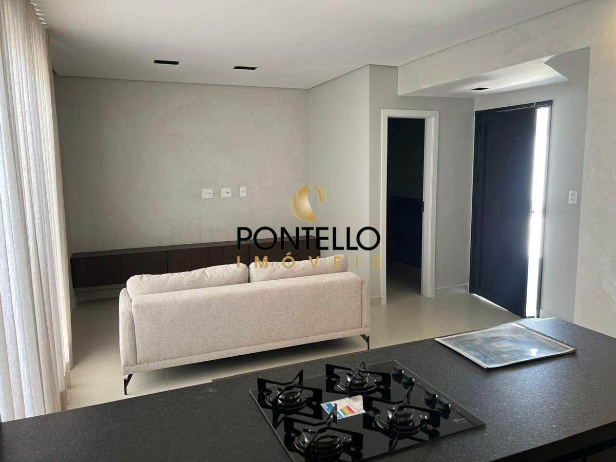 Casa, Buritis, 2 Quartos, 2 Vagas, 2 Suítes